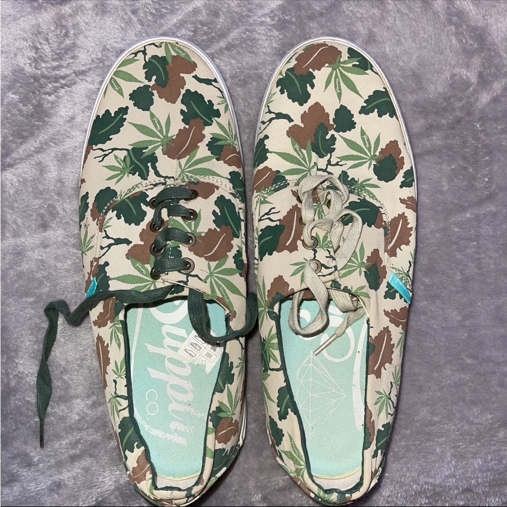 Diamond sneakers